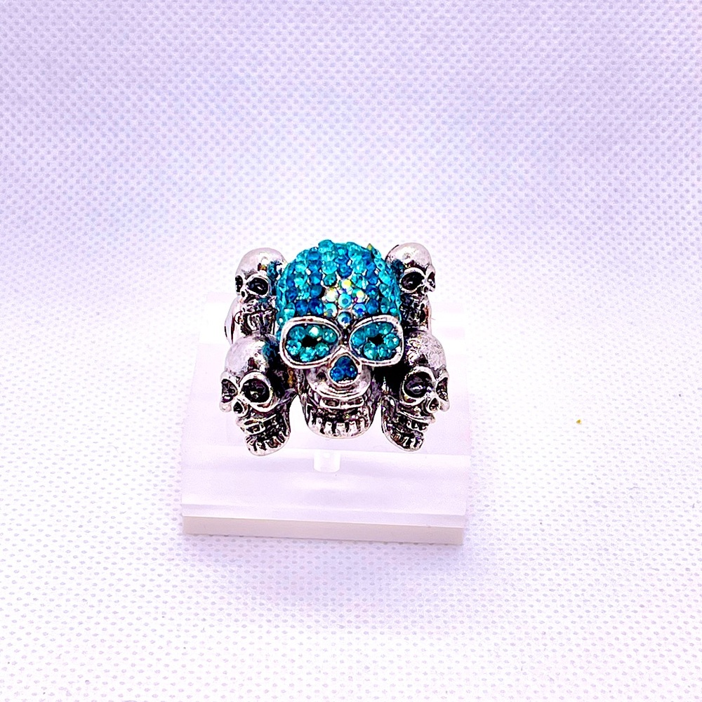 FIVE SKULL BIKERS RING